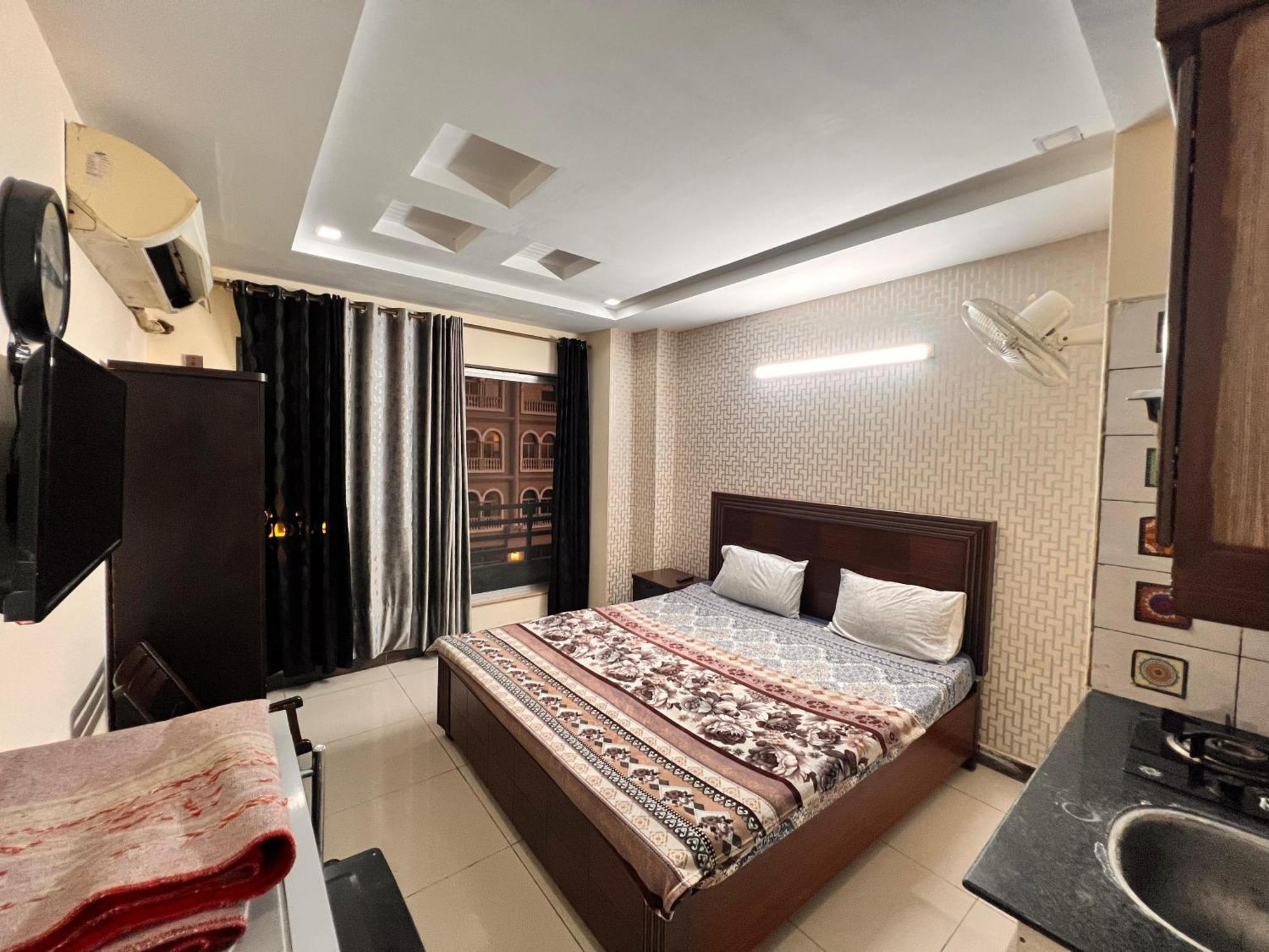 Comfortable Rental Apartments In Bahria Town Rawalpindi Bilik gambar