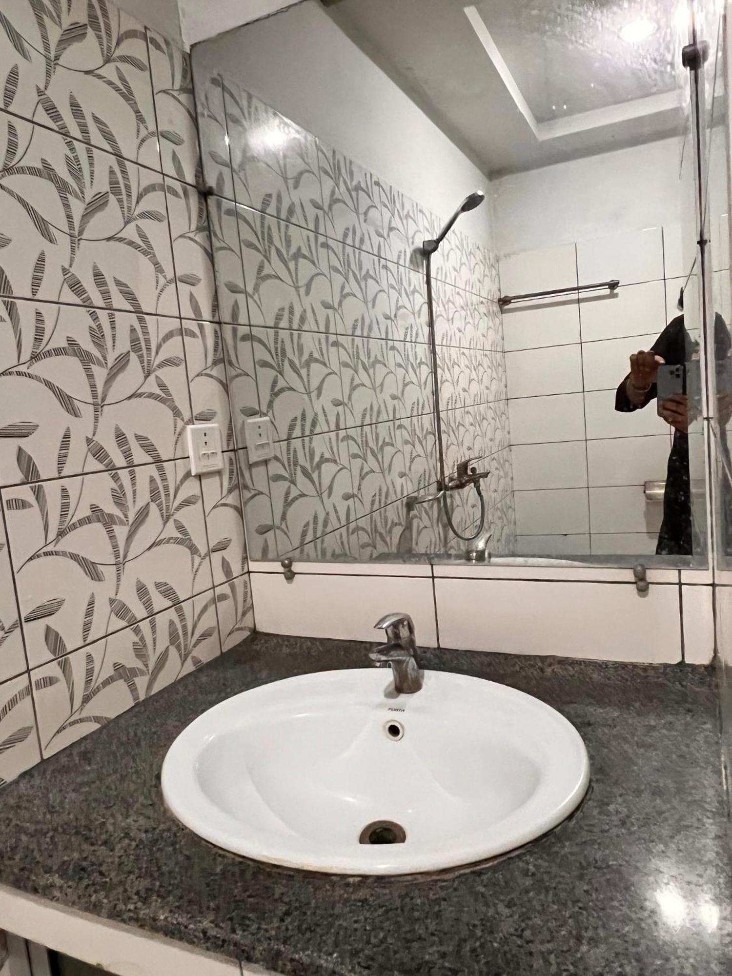 Comfortable Rental Apartments In Bahria Town Rawalpindi Luaran gambar